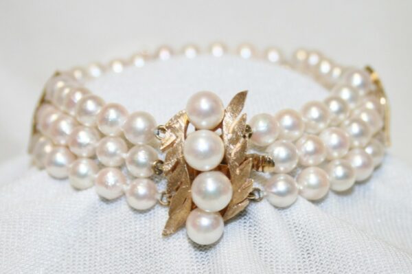 Vintage Pearl Bracelet 14k Yellow Gold Triple Strand Pearl Bracelet Weight  21.7 Grams 3 Strand 2136 - Etsy