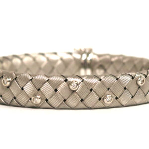 Elite White Gold Mesh Bracelet with Diamond Accents - 0.30ct TW EST
